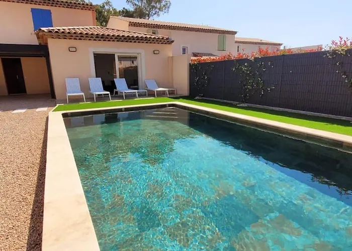 300 M De La Plage, Piscine Clim, Wifi Villa *