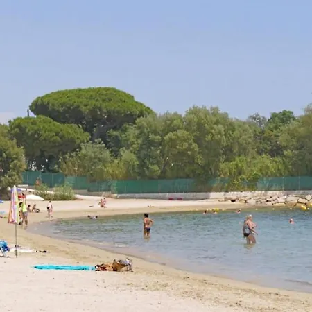 300 M De La Plage, Piscine Clim, Wifi 格里莫